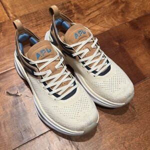 APL McLaren HySpeed size 8 women’s